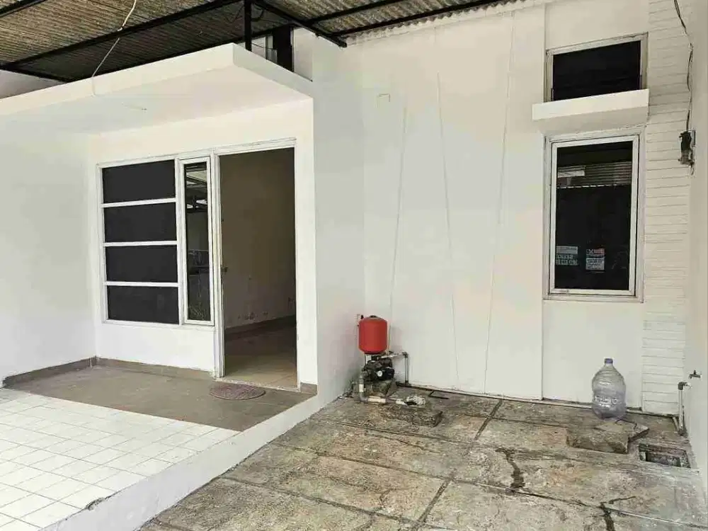 Dijual murah rumah layak huni di Perumahan Villa Melati Mas-Serpong Utara