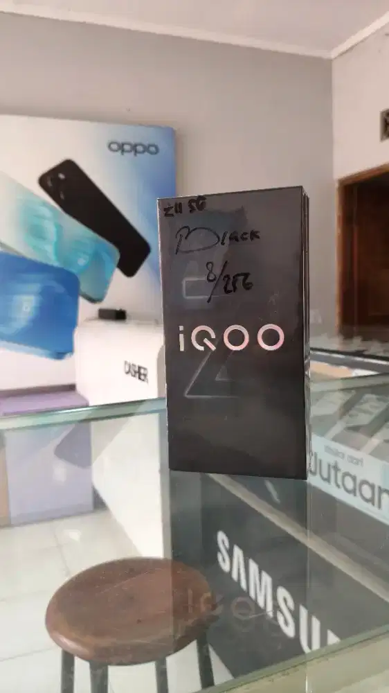 NEW IQOO Z11 5G 8/256 GARANSI RESMI