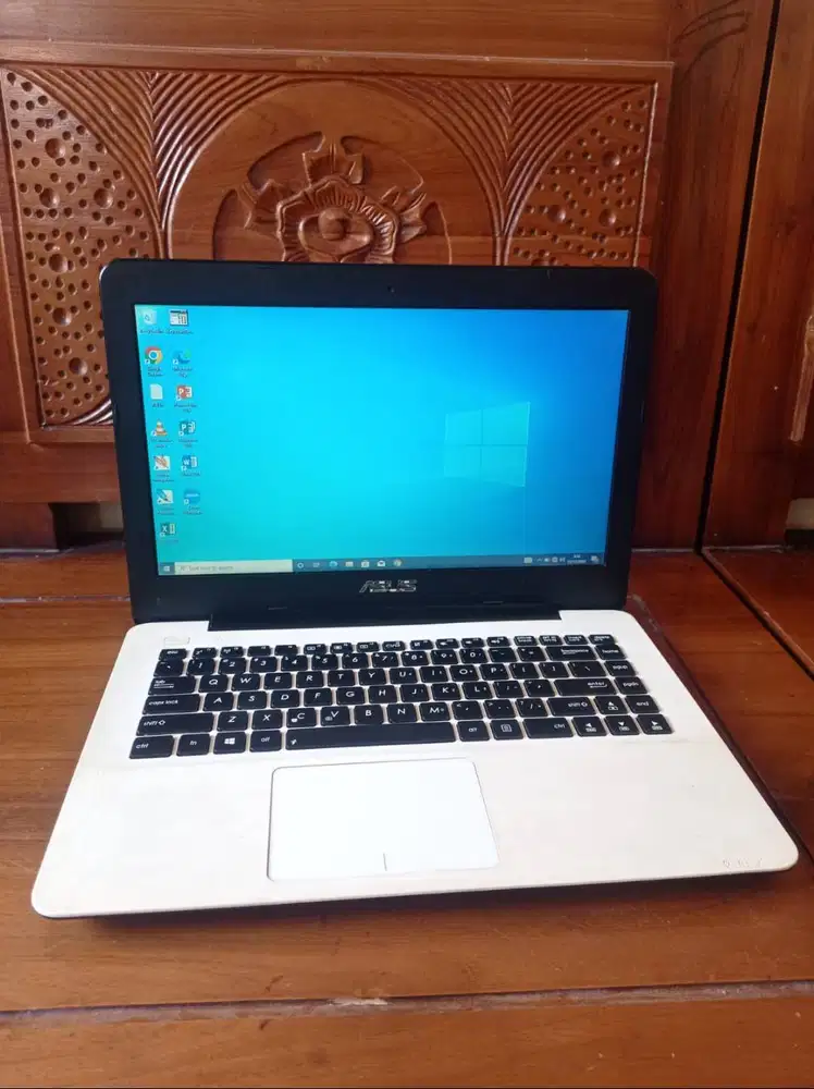 Ready Laptop ASUS A455L  Prosesor Intel Core i3 Ram 4 GB SSD 128 GB