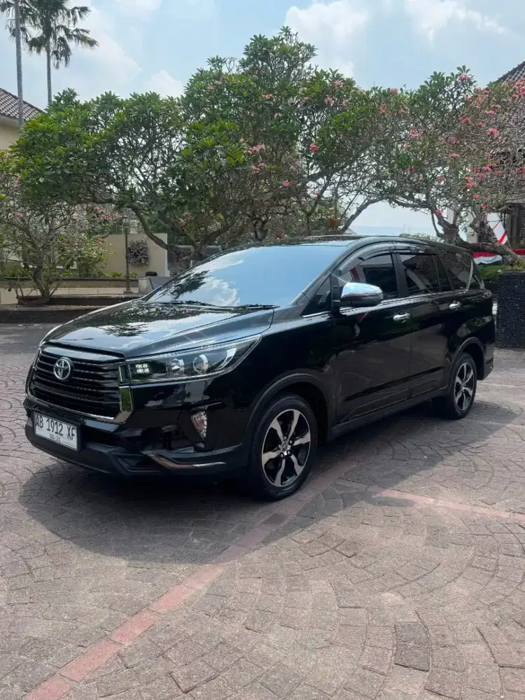 Innova Venturer Diesel Matic