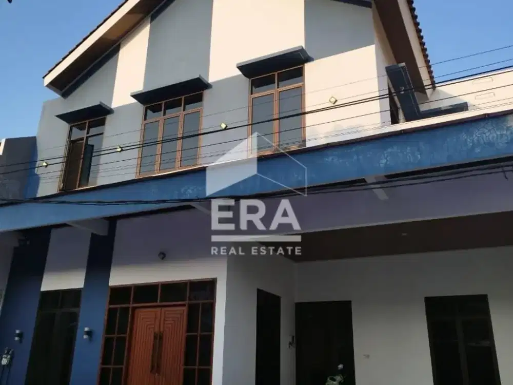 Dijual Rumah Semi Furnished di Tengah Kota Karawang