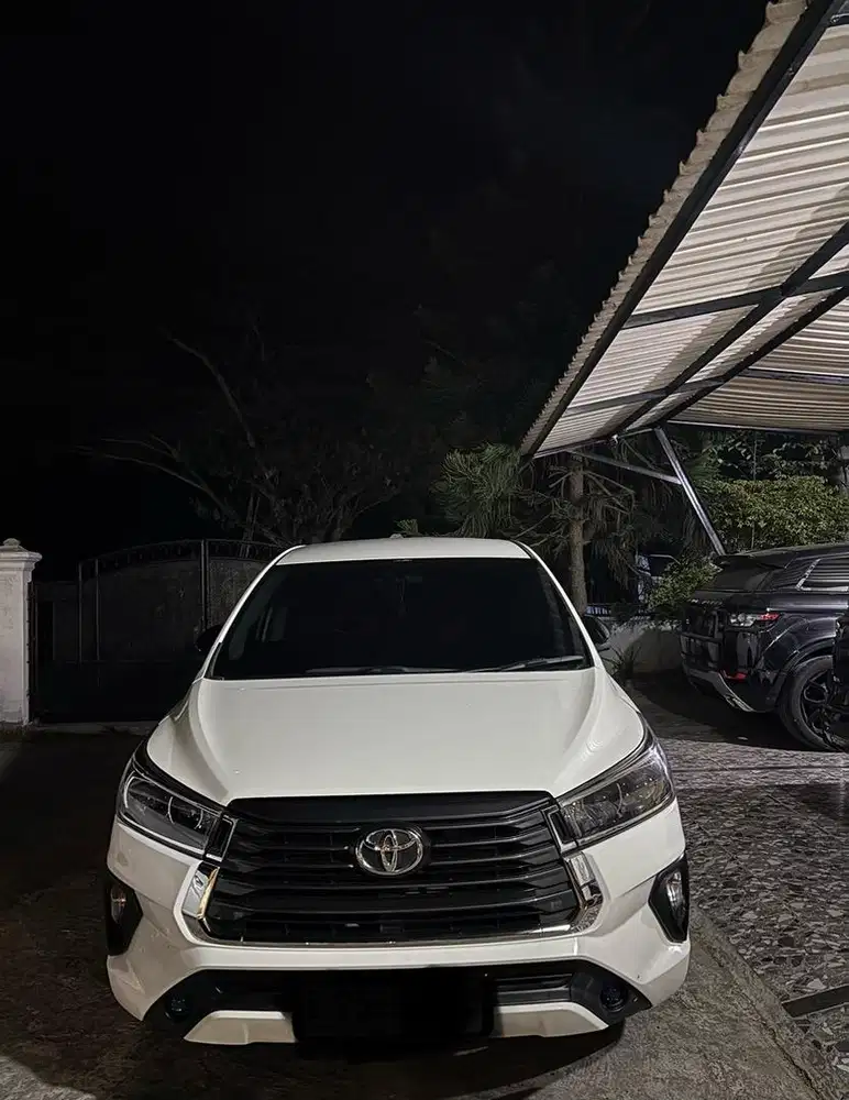 Innova reborn 2023 ahir km low