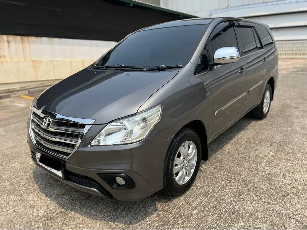 TDP 10 JUTA! Kijang Innova 2.0 G AT Bensin 2014