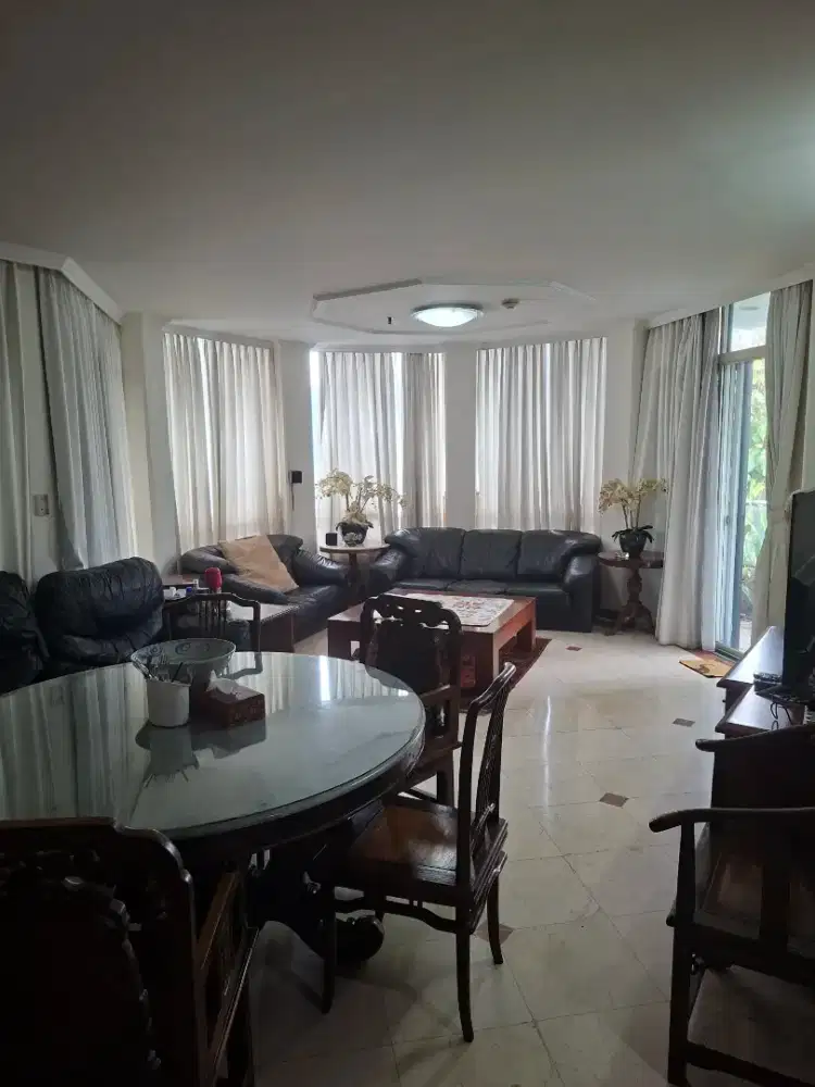 Disewakan / jual apartemen di gandaria kebayoran lama jaksel