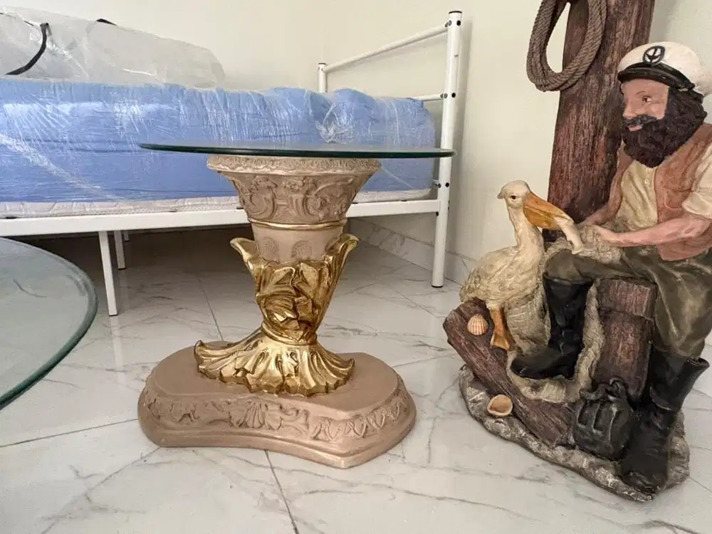 Furniture Meja Ukir Kaca 3 set