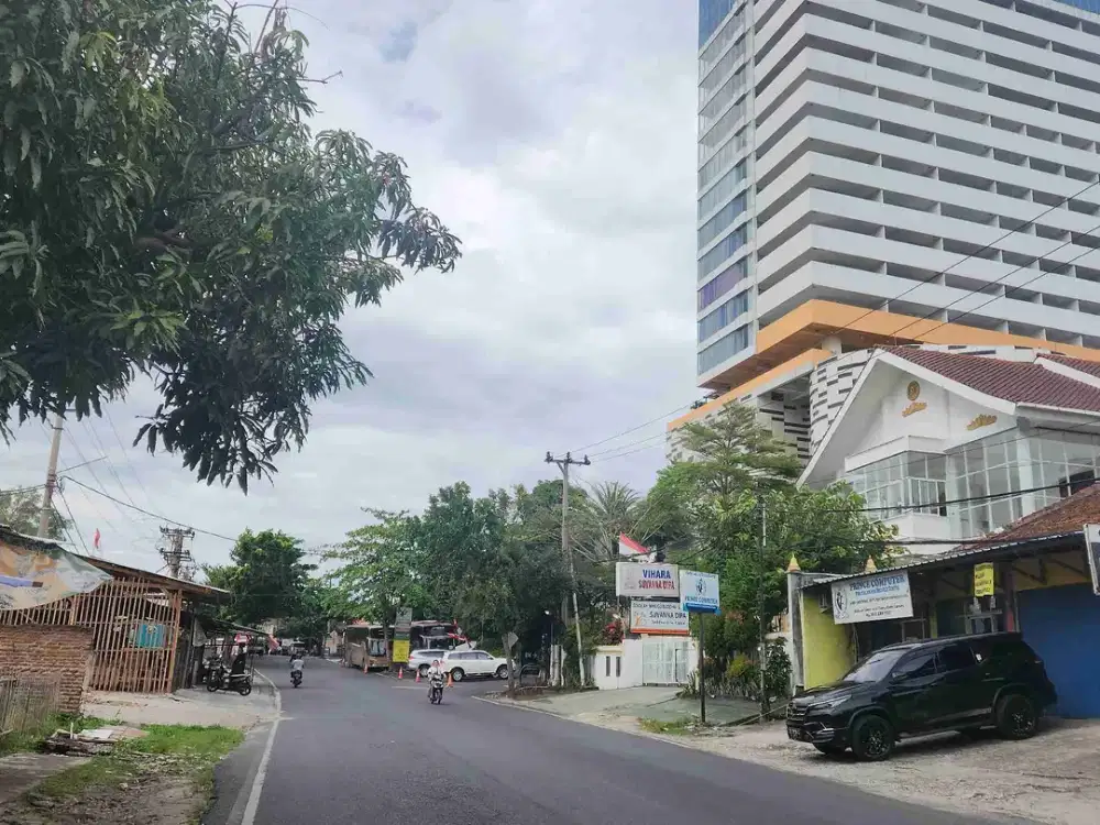 tanah cocok untuk usaha depan golden tulip strategis