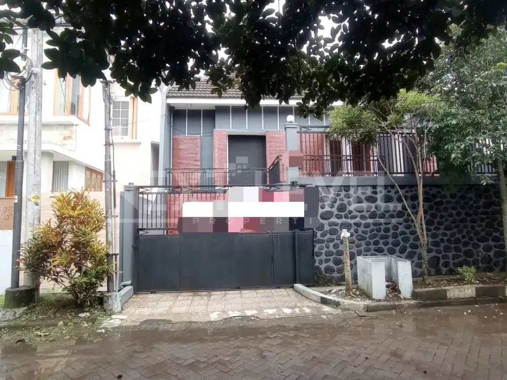 Rumah 2 Lantai Di Daerah Buring, Row Jalan Lebar