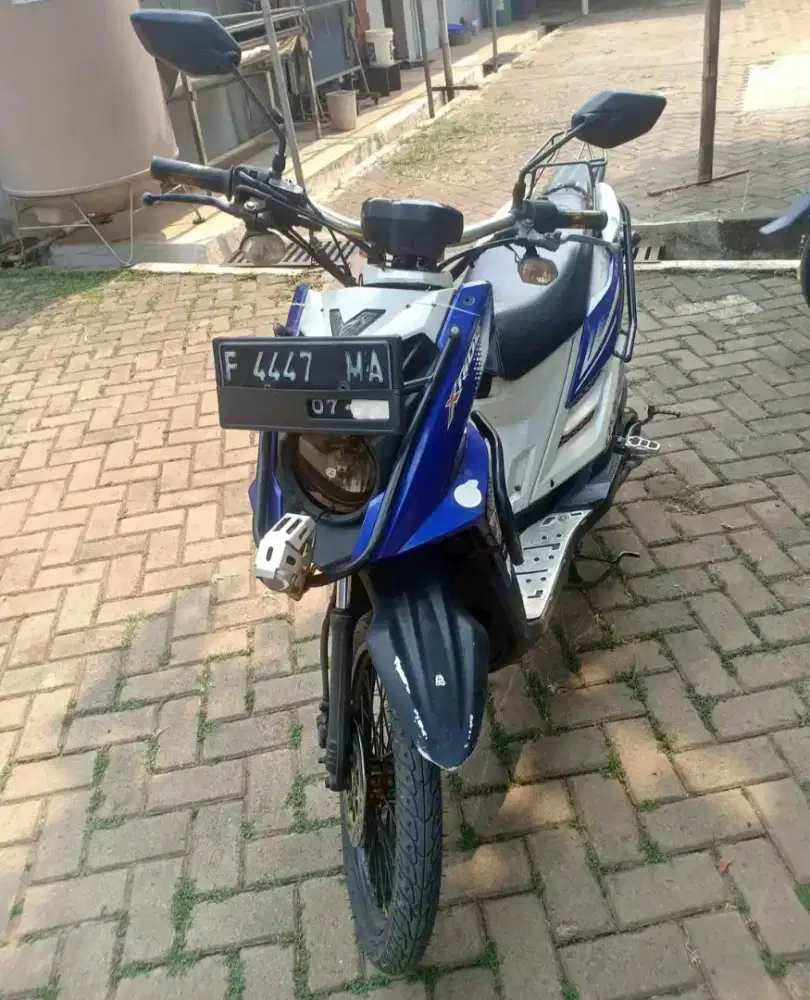 Motor Yamaha X-Ride 2014