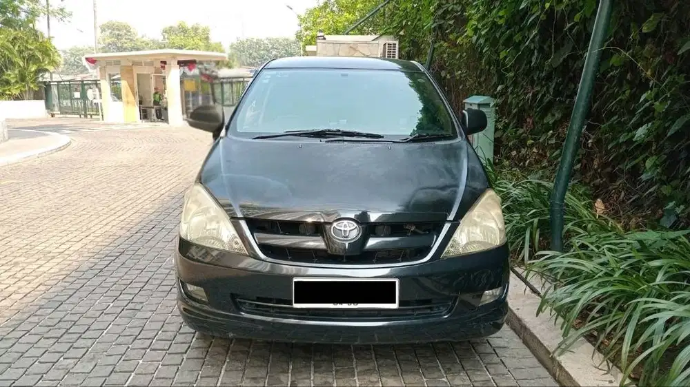Toyota Kijang Innova 2.0 G A/T 2005 Hitam - Pajak Hidup