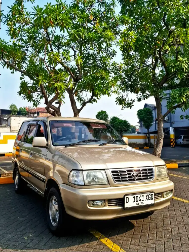 Toyota Kijang LGX Diesel 2000