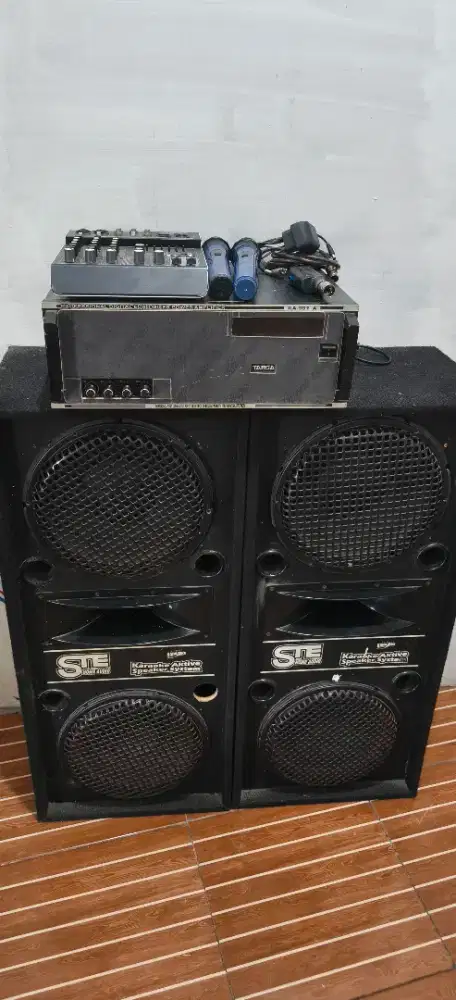 Ampli rakitan, mixer, speaker, mic wireles