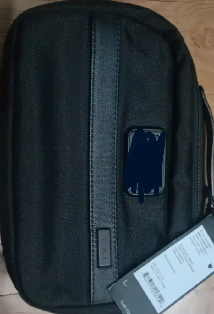 Tumi split travel kit original