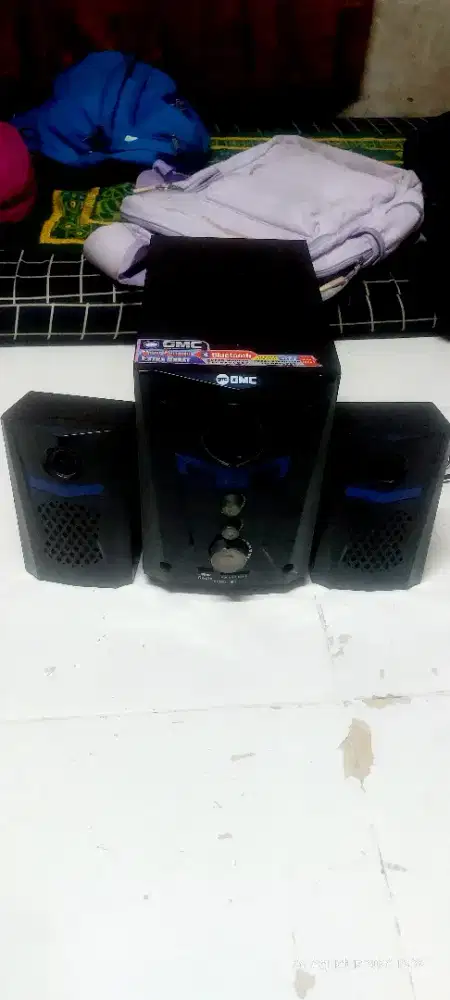 Speaker bluethoet 2.1 gmc normal siap pakai