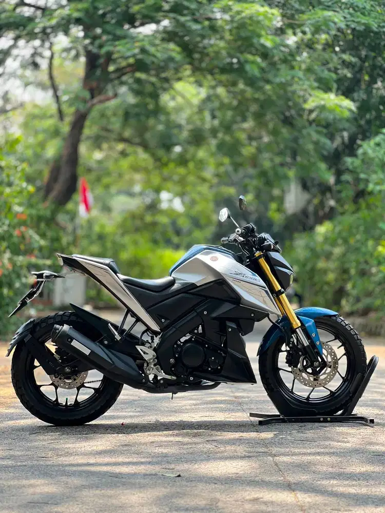 YAMAHA XABRE 150 SILVER 2017 KM LOW PAJAK PANJANG SUPER GRESS