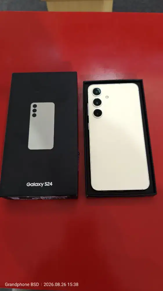 Samsung S24 basic (8/256)