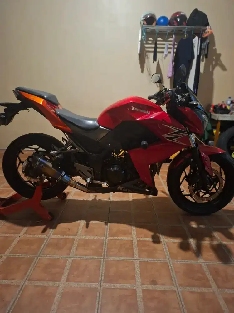 Dijual cepat, Kawasaki Z 250
