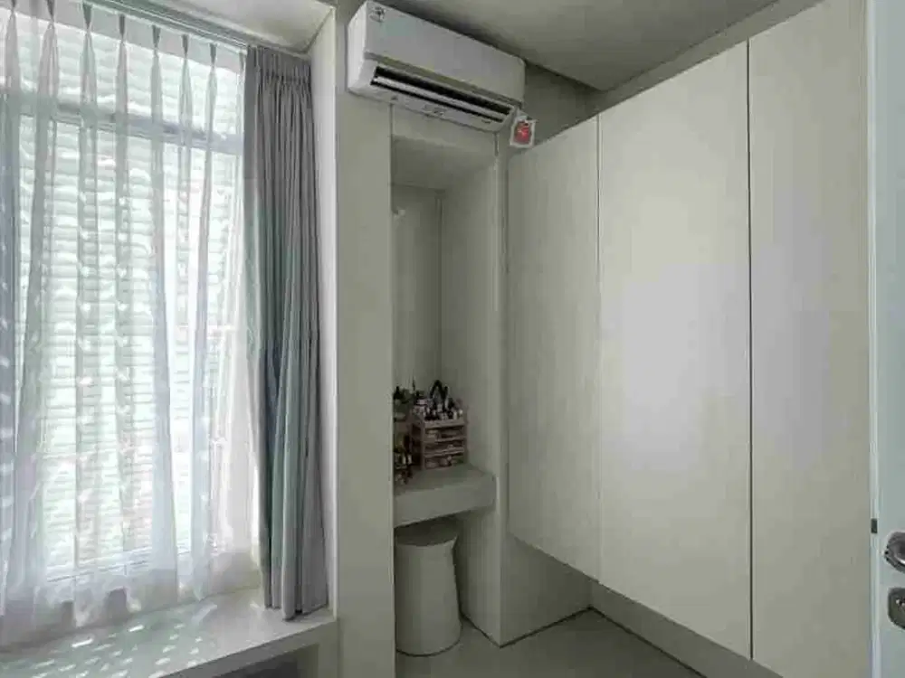 Dijual Rumah 2 Lantai Minimalis Full Furnish BSD