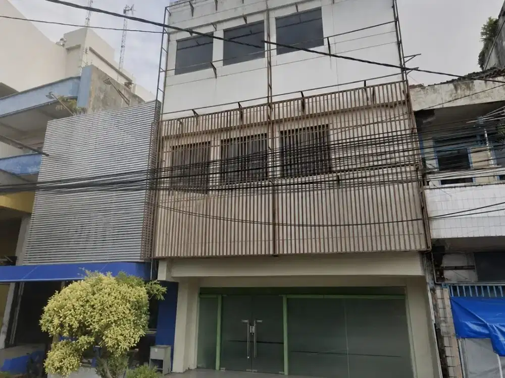 Disewakan Ruko 3 Lantai Plus Rooftop – Jl. Urip Sumoharjo, Yogyakarta