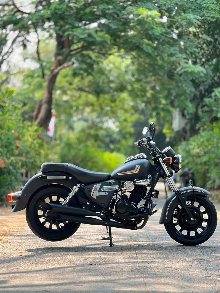 BENELLI MOTOBI 200 EFI 2022 HITAM KM 5K MULUS NO MINUS