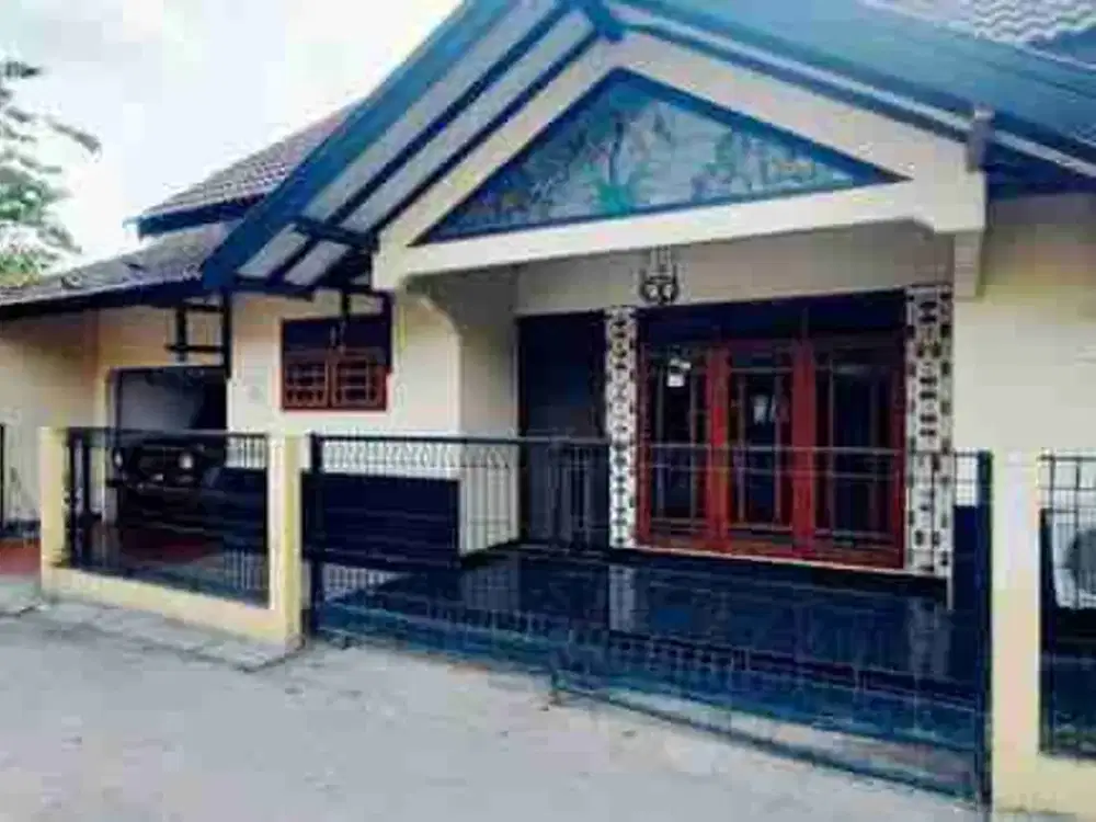 Rumah induk dan Kos2an aktif, tinggal neruskan di dekat pasar Kolombo Jl kaliurang km 7 dkt ke UGM, RSUP SARDJITO, UNY, PAKUWON MALL