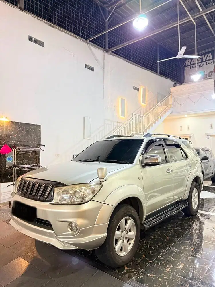 Fortuner G Luxury TRD 2.7 2008 Istimewa mobil rawatan siap pakai jual
