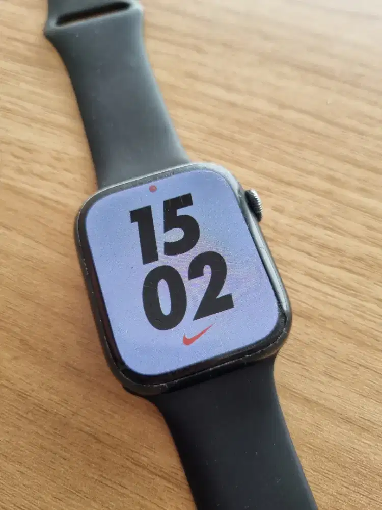 Apple Watch 7 Nike 45mm GPS normal