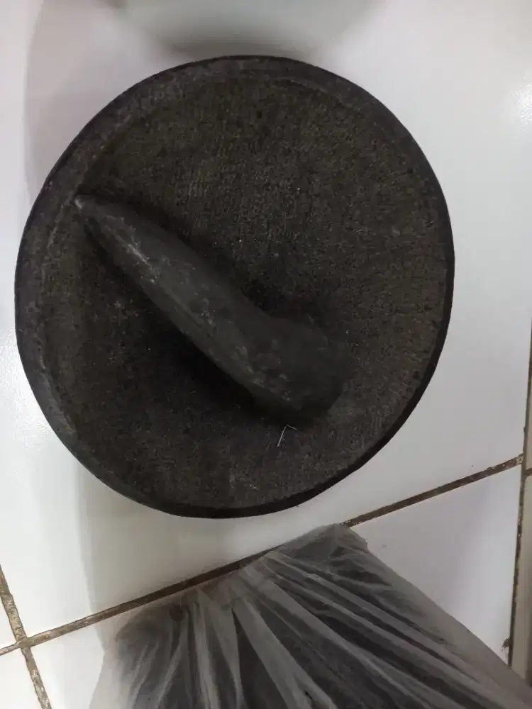 COBEK BATU BUKAN SEMEN PLUS ULEKAN