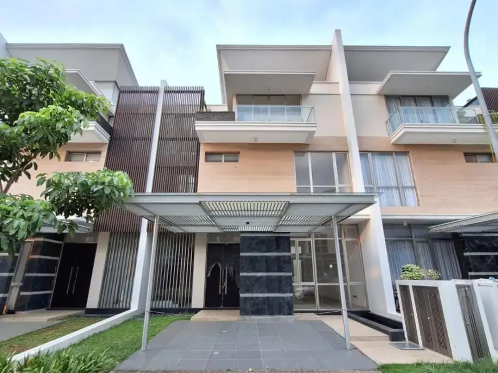 RUMAH DI GOLF ISLAND CLUSTER CHOPIN PIK