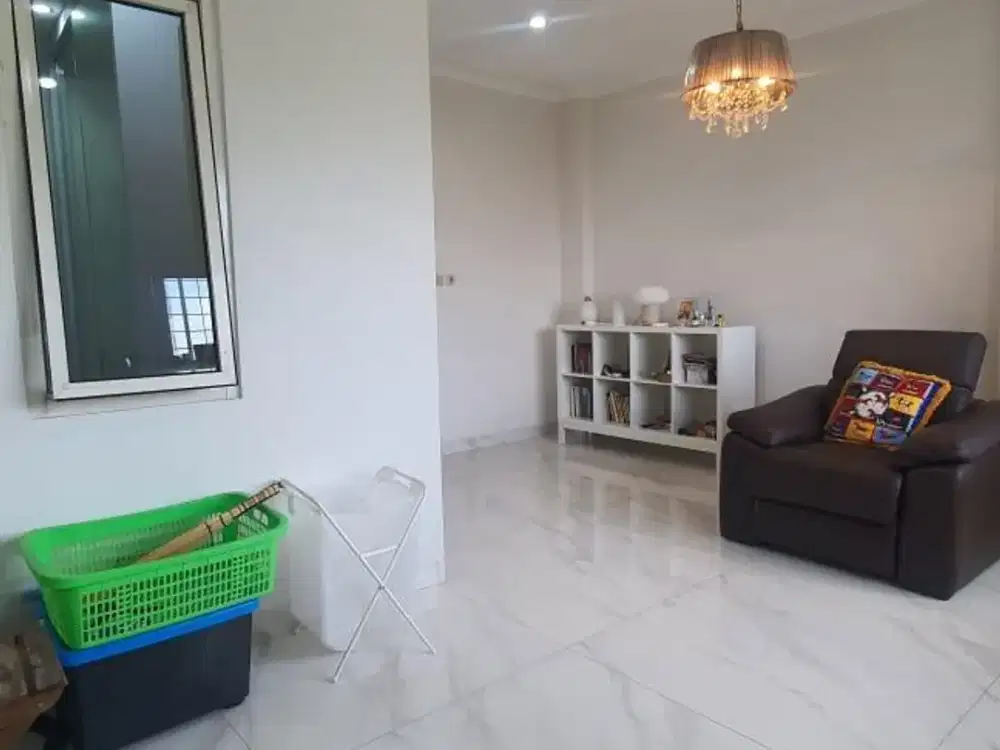 Rumah Oleaster Gading Serpong SHM