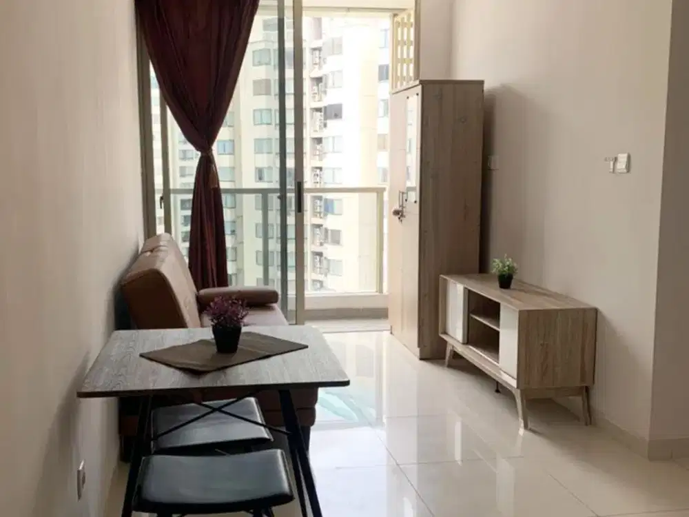 Disewa 105jt pertahun, Fully Furnished 3 Bedroom 65m2, High Floor, Taman Anggrek Residences