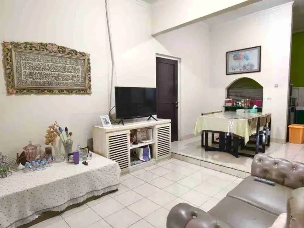 Dijual Rumah Di Boulevard Cibubur Siap Huni Bagus