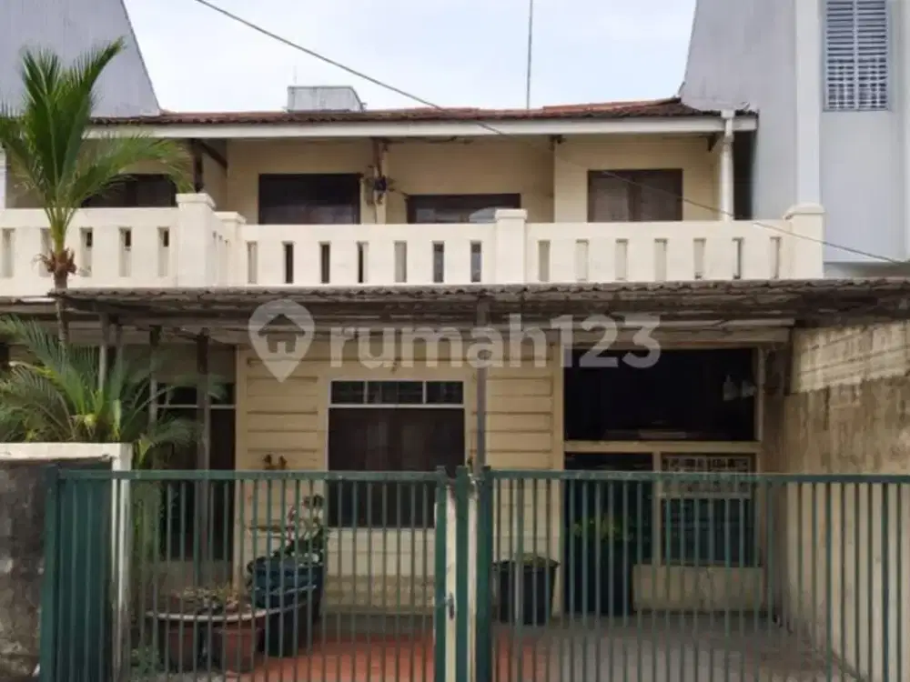 Rumah di Puri Indah