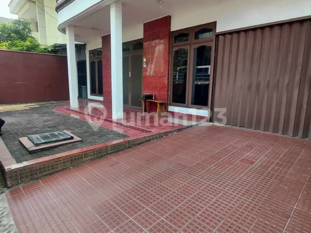 Dijual Rumah di Puri Indah