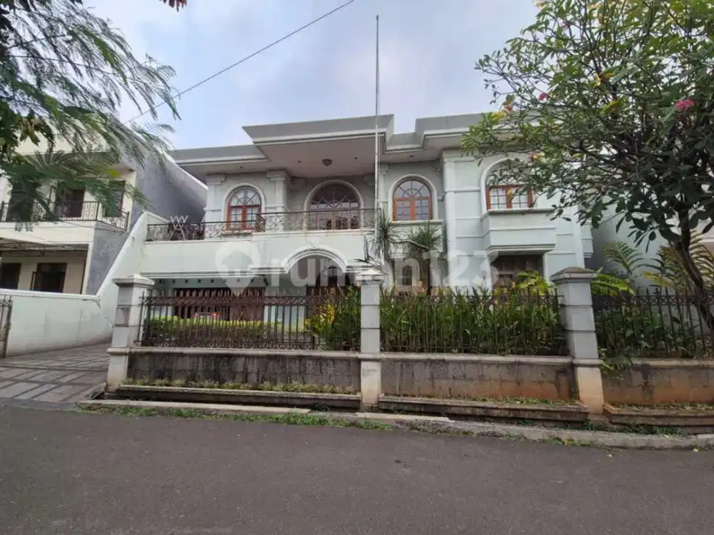 Dijual Ruman di Taman Kedoya Baru