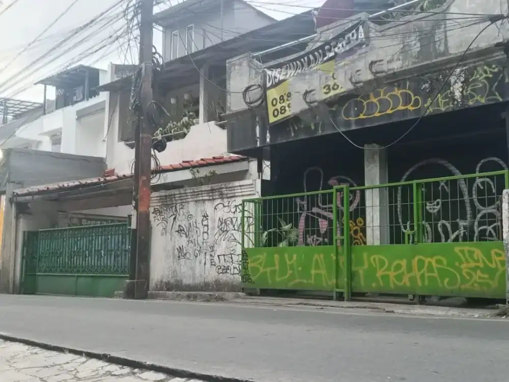 Rumah Jalan Lebar Ramai Sangat Strategis Di Mampang Prapatan Jaksel Cocok Buat Usaha & Kost2an