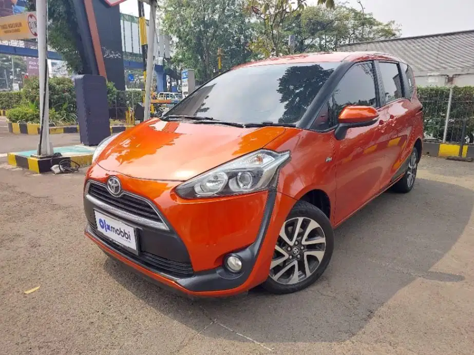 LOW DP Toyota Sienta 1.5 V Bensin-AT 2016 SOH
