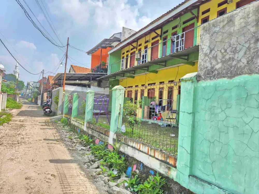 jual kontrakan 10 pintu dan rumah mewah surat sertifikat
