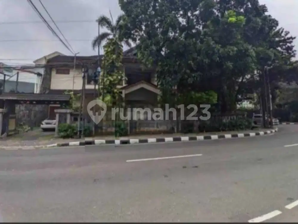 Dijual Rumah di Daerah Kebayoran Baru Jakarta Selatan