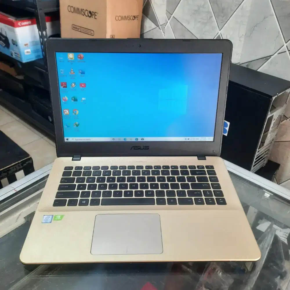 Asus A442U, Core i7 Gen 8, VGA 2GB, RAM 8GB, SSD 256GB, 14 inch