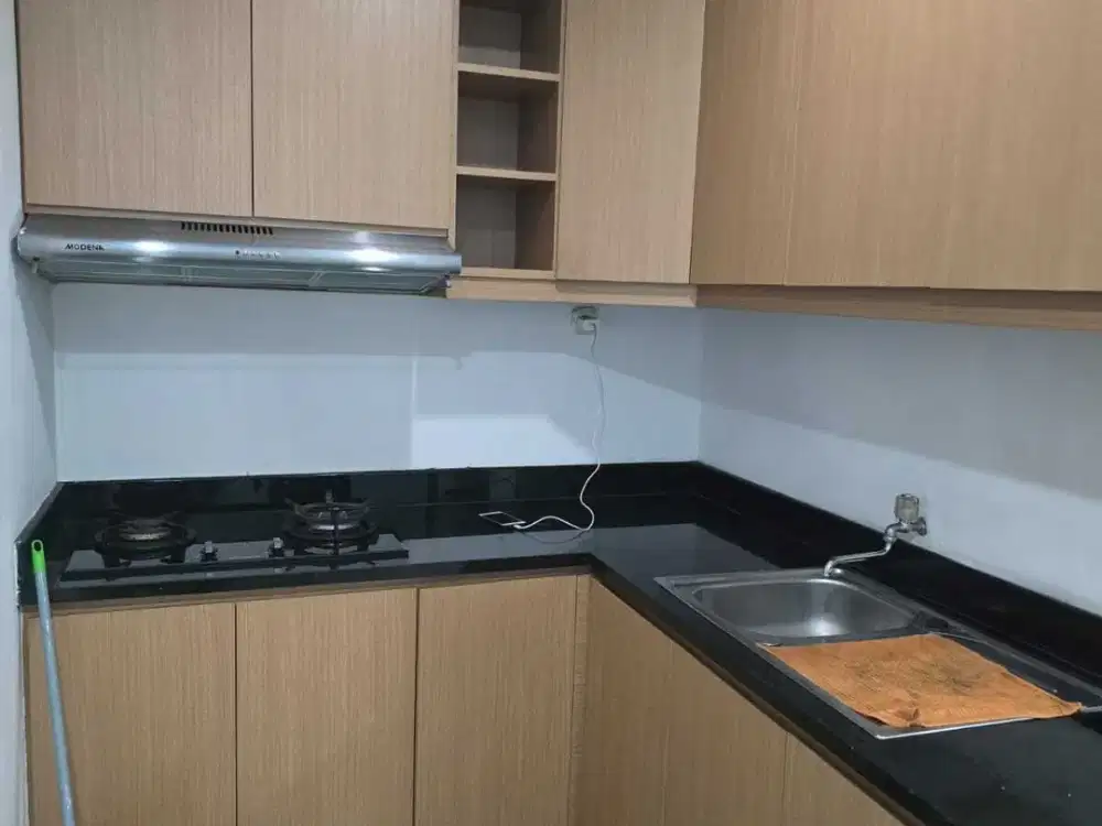 Dijual cepat apartemen cbd pluit emporium furnish lantai sedang nego
