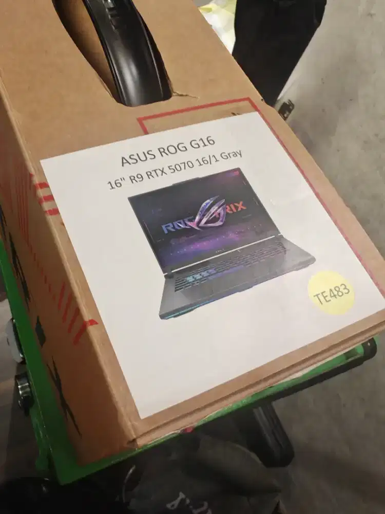 ASUS ROG STRIX G16 2025 G614PR RYZEN 9 8940HX RTX5070TI 16GB 1TB W11