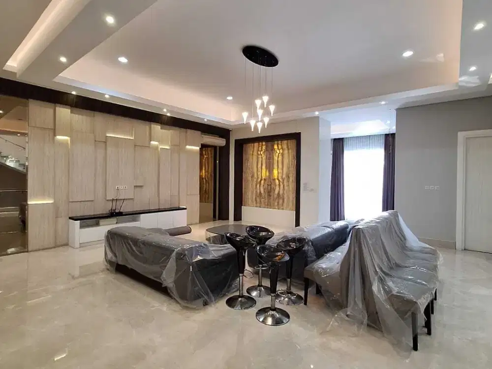 Dijual cepat rumah mewah bagus siap huni pik 1 harga masih nego