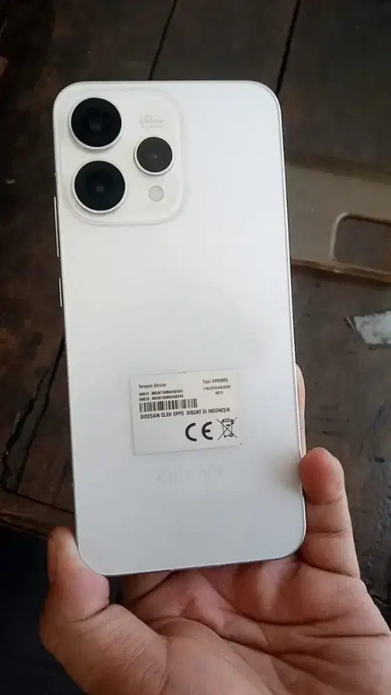 oppo reno 15 12/256 gb nominus