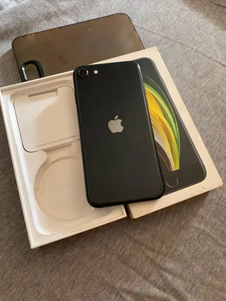 iPhone SE 2020 64GB ibox