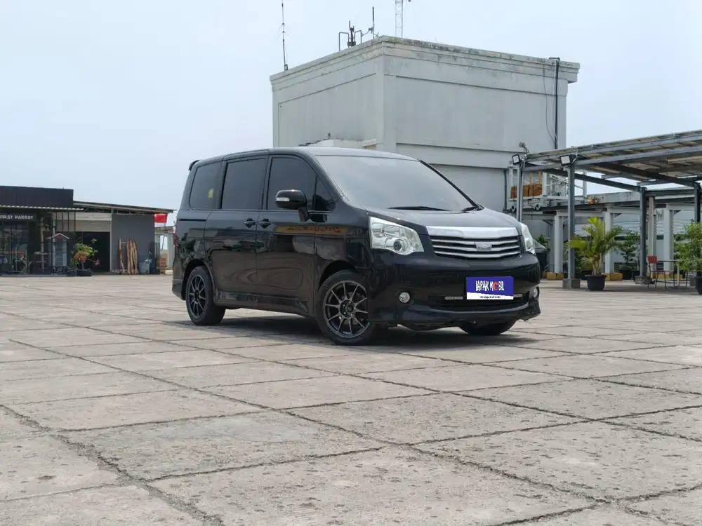 Toyota Nav1 2.0 V Matic 2013 Km 108rb Pakaian Pribadi