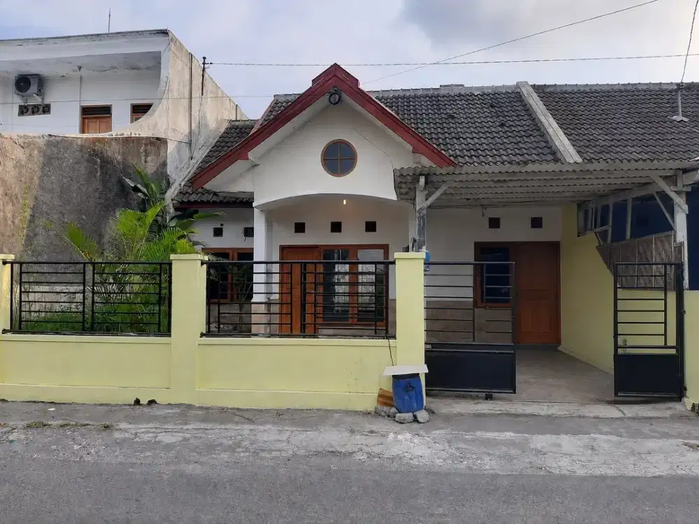 Rumah Siap Huni Dekat Samsat Sewon, Cocok untuk Hunian & Usaha