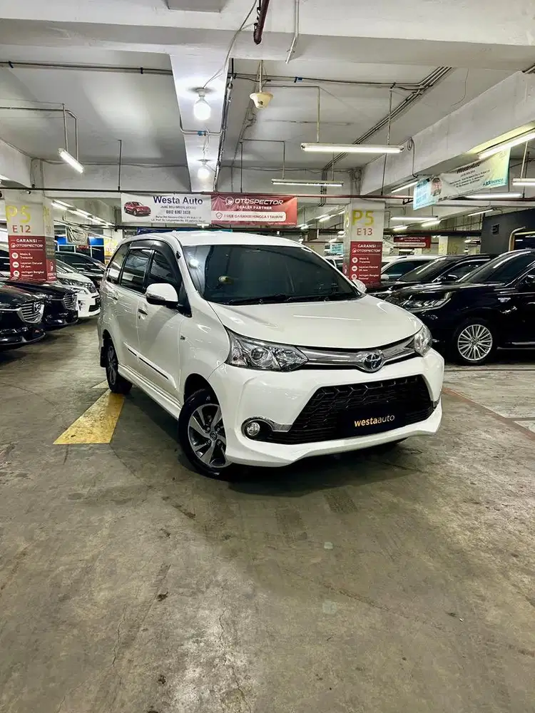 Toyota Avanza Veloz 1.5 AT Matic 2016 nik 2015 Terawat