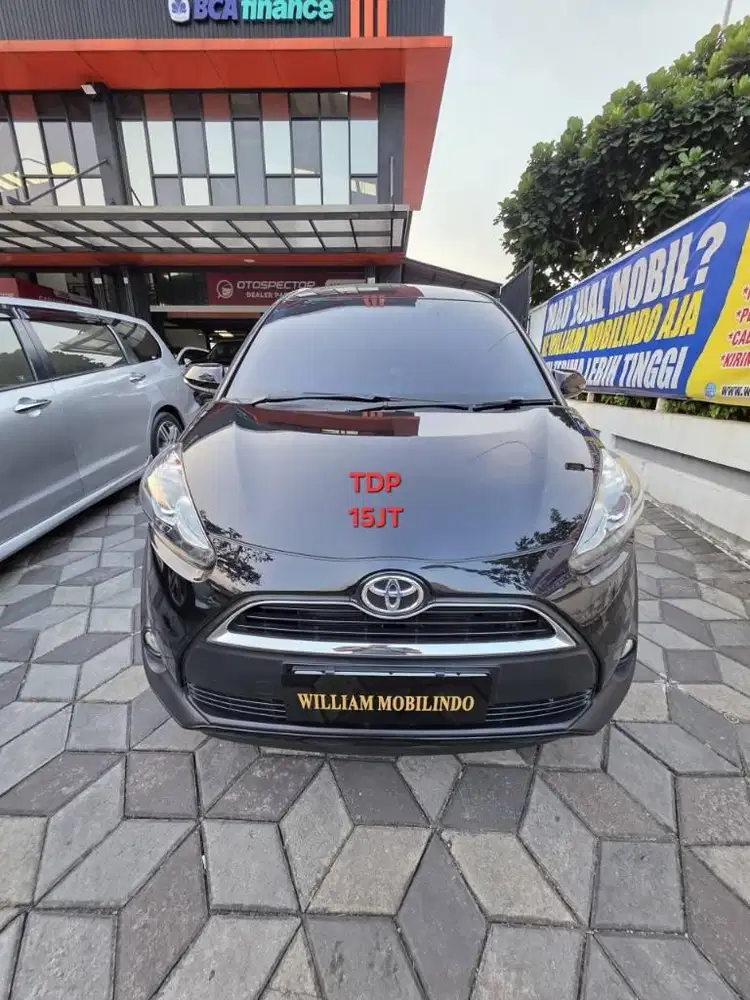 Toyota Sienta V Matic Tahun 2016 Kondisi Mulus Terawat Istimewa