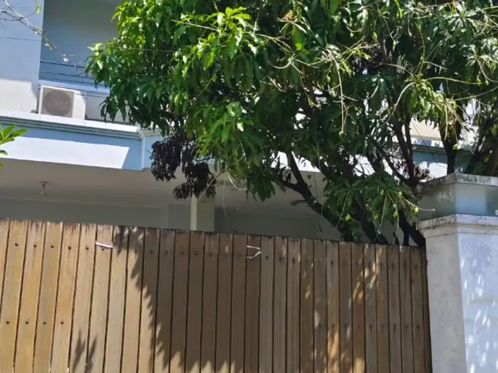 DIJUAL RUMAH HITUNG TANAH DI PERUM IMAM BONJOL DENPASAR