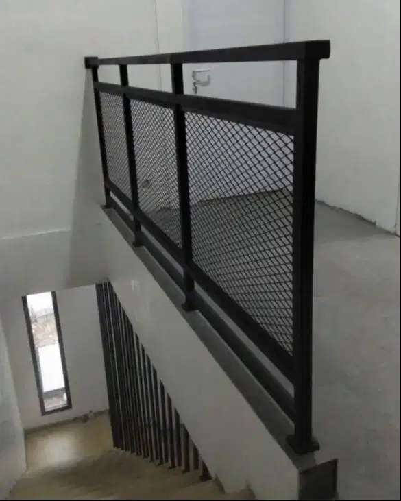 Railling tangga/railling balkon rumah model expanded
